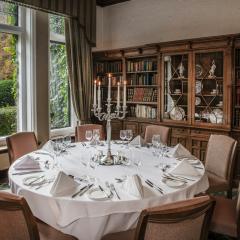 Private Dining in the Library Photo