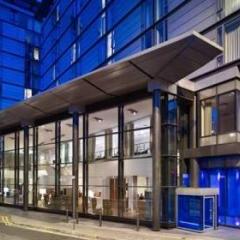 DoubleTree by Hilton Manchester - Piccadilly