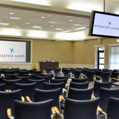 Executive Conference Centre - Housing a mix of 26 Conference, Meeting and Syndicate Rooms - Wyboston Lakes Resort