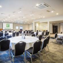 Grenadier Suite - Holiday Inn Reading - South