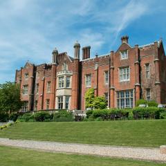 De Vere Latimer Estate - Mansion