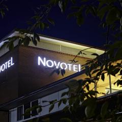 Novotel Milton Keynes at Night