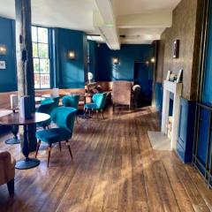 Juniper bar
