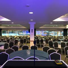 England Suite Cabaret