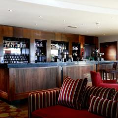 Lounge Bar