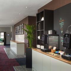 Riverside Foyer