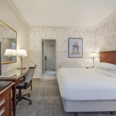 Newly renovated guest bedrooms Photo
