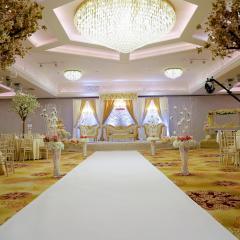 Emirates Suite Wedding Photo