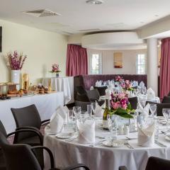Elm Suite Dinner