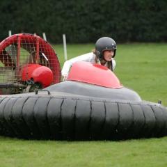 Team building Hovercraft