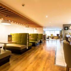 Lobby Bar