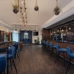 Cast Iron Bar