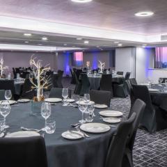 Blumfield & Garrard Banquet Setup