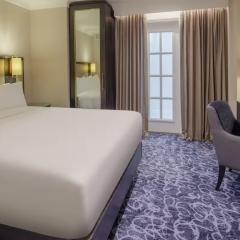 Bloomsbury Guest Suite Bedroom