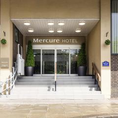 Mercure Bedford Entrance Exterior