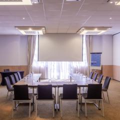 Meeting Room U-Shape