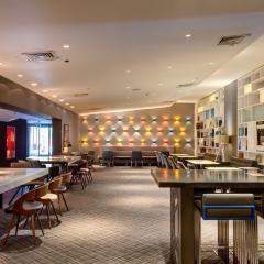 The Lounge