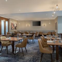 Brew Bar Lounge & Restaurant
