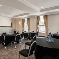 Westpoint room