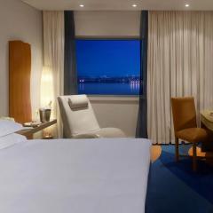 Premium Room with River View Photo