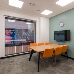 Small Meeting Room for 6