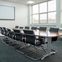 Meeting Room for 12 Delegates Photo