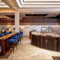 Lobby Bar