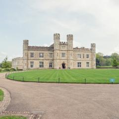 Leeds Castle Croquet Lawn