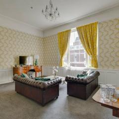 Bridal Suite Lounge