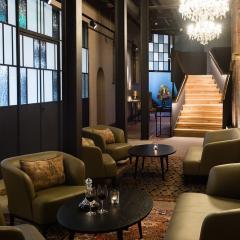 Bar Area