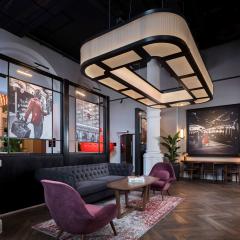 Hotel Bar Lounge