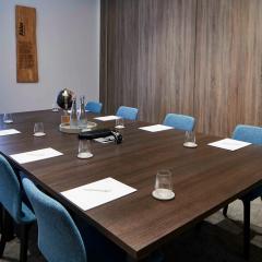 Alder Meeting Room