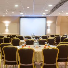 Cromwell Suite Cabaret Setup