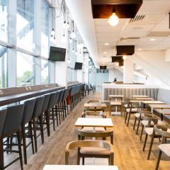 Vista Lounge - Level Two