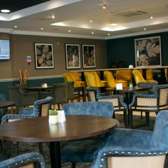 Lounge Bar