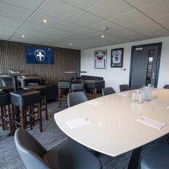 Double Executive Box