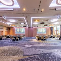 Warren Suite