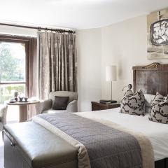 Feature Classic Bedroom