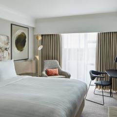 Queen Deluxe Guest Room