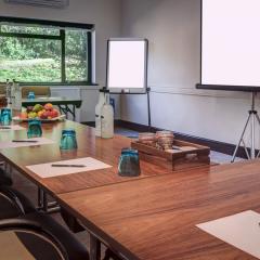 Meeting Room U-Shape