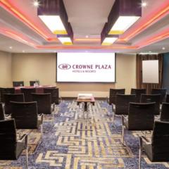 Ifield Suite - Crowne Plaza London - Gatwick Airport