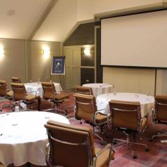 London Room - Warren House