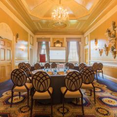 The Stuart - Coombe Abbey Hotel
