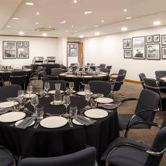 Erhart Suite - Holiday Inn London - Gatwick Airport