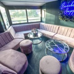 Booth & Private Areas - The Embankment