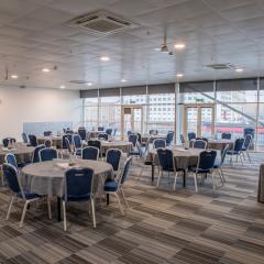 Large Double Rooms - CentrEd at ExCeL