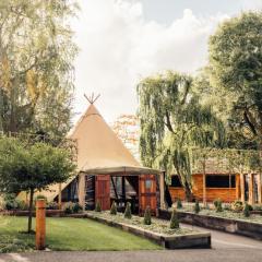 The Tipi, Courtyard Kitchen & Bar - The Woodlands