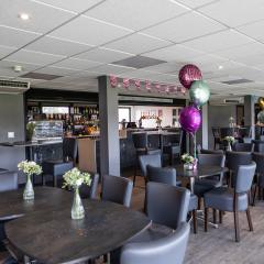 1873 Lounge - Wakefield Trinity