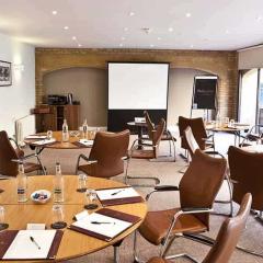 Courtyard - Ettington Park Hotel