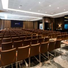 Ontario Suite - Radisson Blu Edwardian, London Canary Wharf East